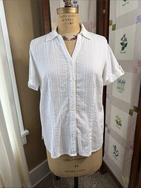 White Stag White Textured Cotton Blouse Size L 12-14 Short Sleeve Button Front